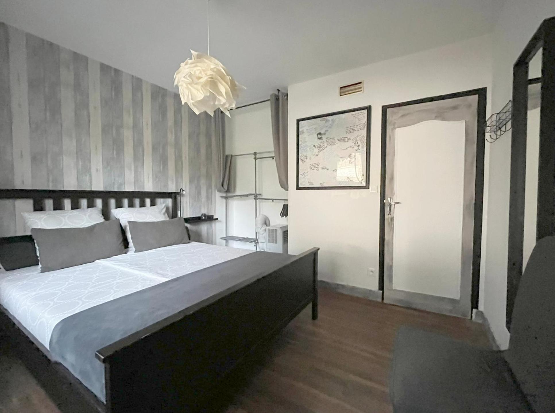 Апартаменты Chez Flo Et Marc Шузи-сюр-Сис Экстерьер фото
